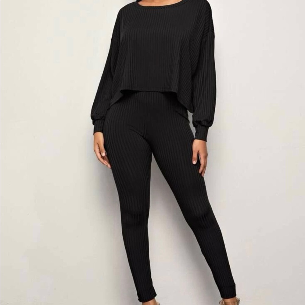 Rib-nit batwing sleeve top and legging set, nwot
